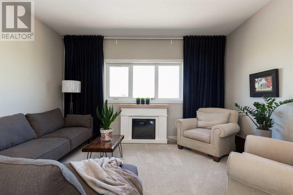 1 Edgemoor Way W, Lethbridge, Alberta  T1J 5R6 - Photo 38 - A2238937