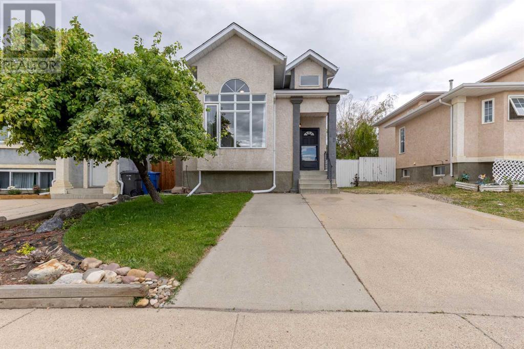 42 Assiniboia Way W, Lethbridge, Alberta
