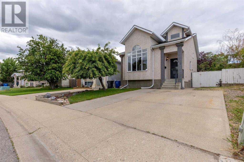 42 Assiniboia Way W, Lethbridge, Alberta  T1K 6X3 - Photo 3 - A2238078