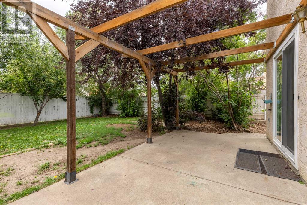 42 Assiniboia Way W, Lethbridge, Alberta  T1K 6X3 - Photo 31 - A2238078