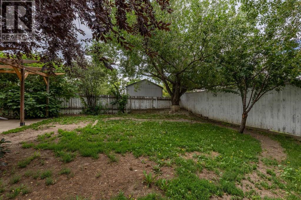 42 Assiniboia Way W, Lethbridge, Alberta  T1K 6X3 - Photo 34 - A2238078