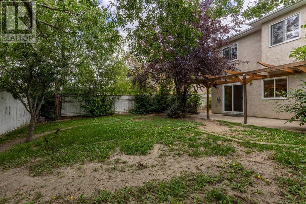 42 Assiniboia Way W, Lethbridge, Alberta  T1K 6X3 - Photo 35 - A2238078