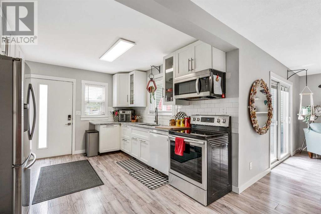 305 53 Avenue E, Claresholm, Alberta  T0L 0T0 - Photo 14 - A2237999