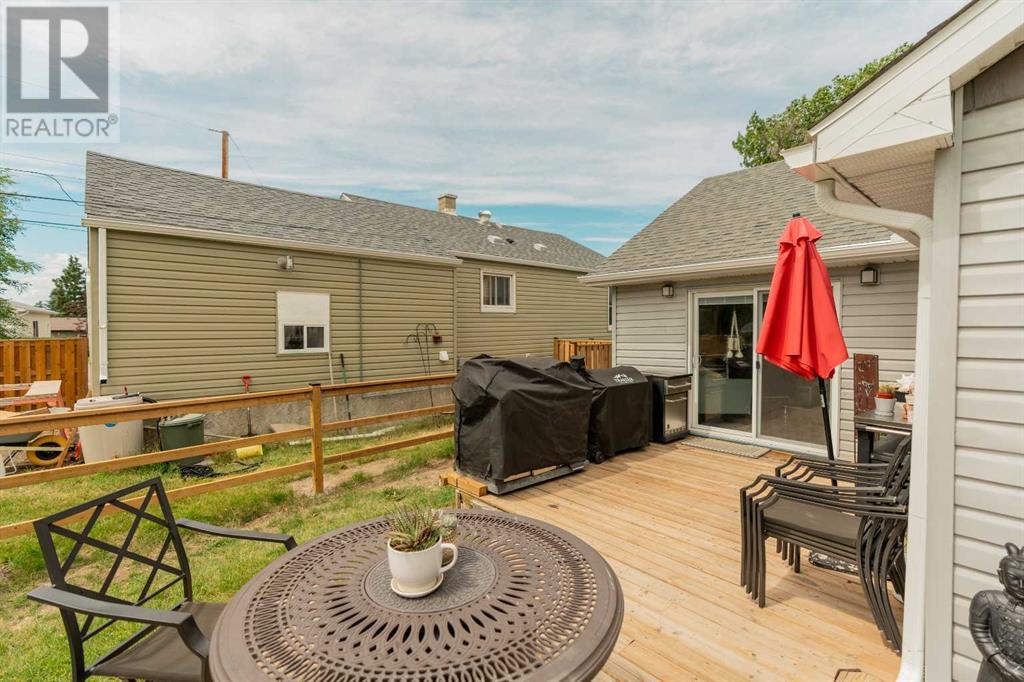 305 53 Avenue E, Claresholm, Alberta  T0L 0T0 - Photo 31 - A2237999