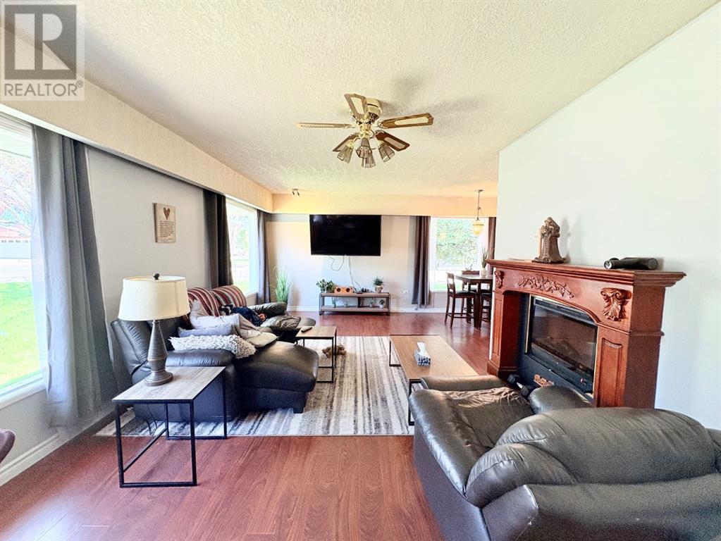 2914 6 Avenue S, Lethbridge, Alberta  T1J 1E7 - Photo 6 - A2238950