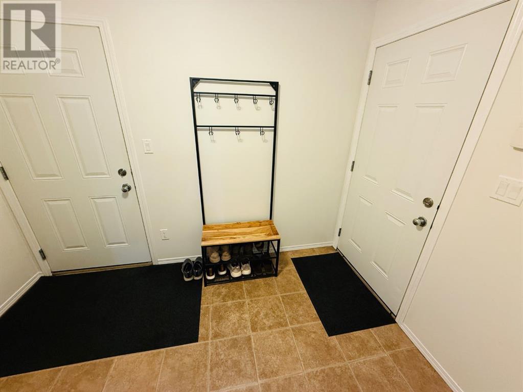 54 Sunridge Boulevard W, Lethbridge, Alberta  T1J 0T4 - Photo 20 - A2224136