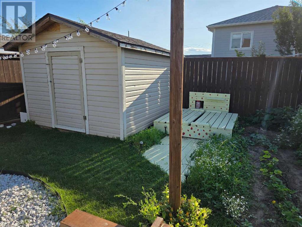1104 6 Street W, Barnwell, Alberta  T0K 0B0 - Photo 37 - A2238994