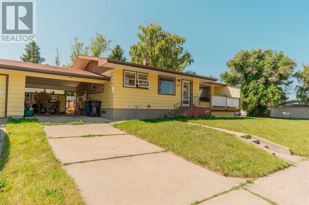 1802 11 Avenue N, Lethbridge, Alberta  T1H 1N2 - Photo 3 - A2238150