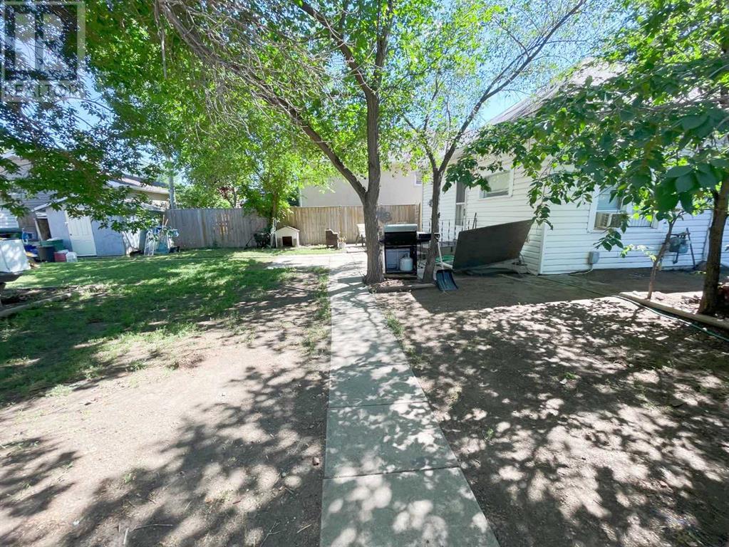 645 16 Street N, Lethbridge, Alberta  T1H 3B1 - Photo 14 - A2239411