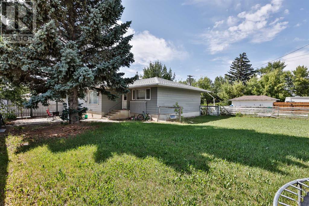 1301 9 Avenue N, Lethbridge, Alberta