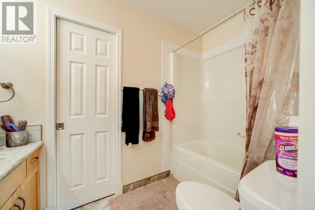 34 Fairway Village, Taber, Alberta  T1G 1G2 - Photo 21 - A2238050