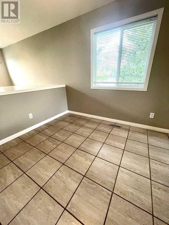 183 Cowichan Court W, Lethbridge, Alberta  T1K 7T7 - Photo 7 - A2238977