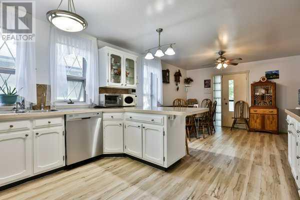 5202 52 Street, Taber, Alberta  T1G 1M3 - Photo 10 - A2238640