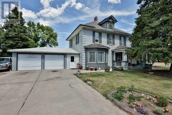 5202 52 Street, Taber, Alberta