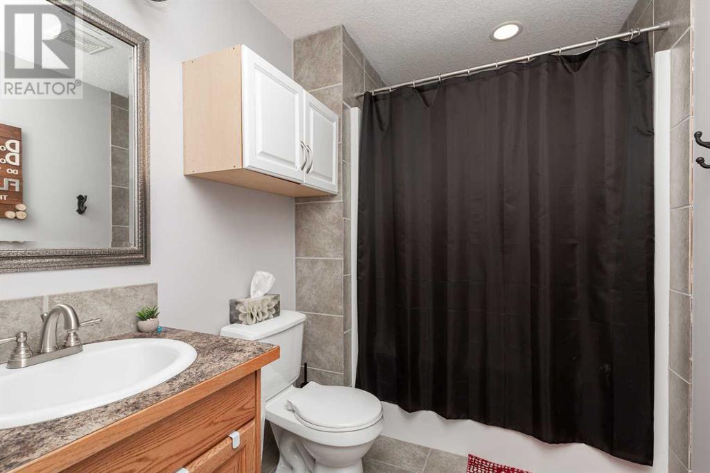 53 Aberdeen Road W, Lethbridge, Alberta  T1K 4Z2 - Photo 23 - A2238663