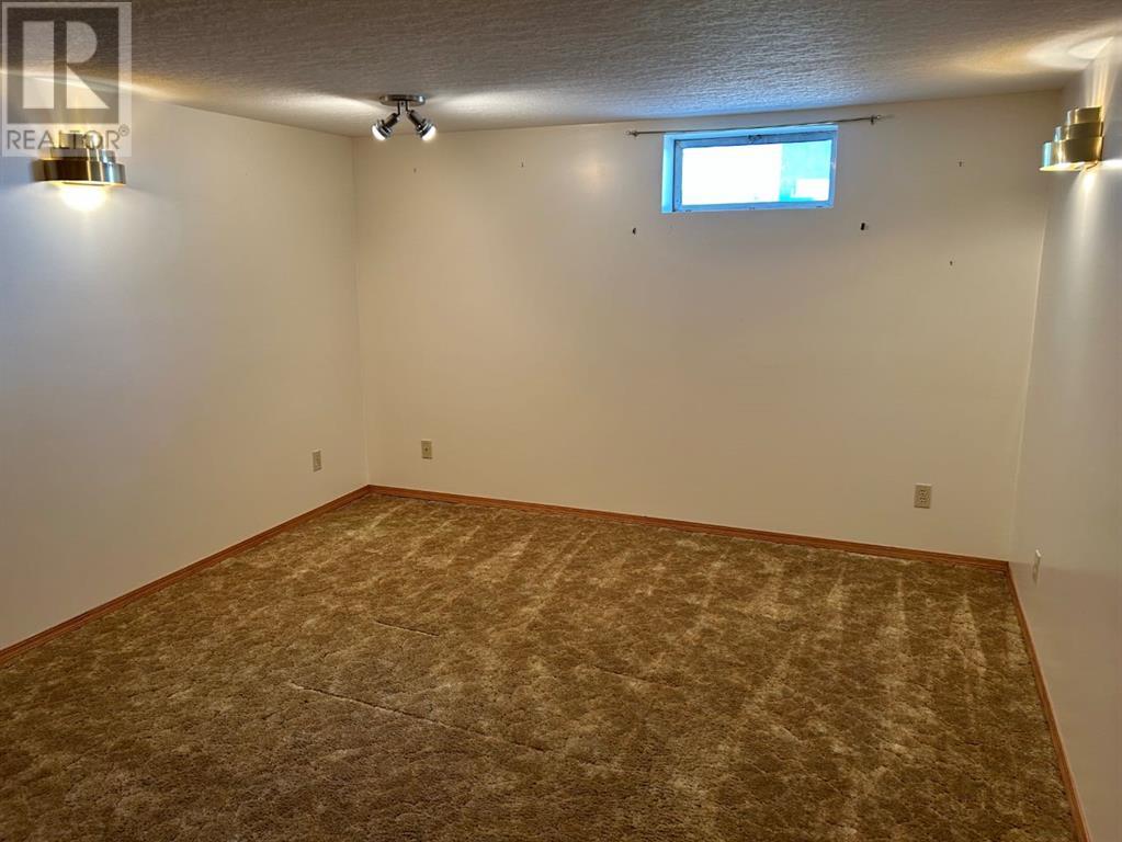 1248 31a Street S, Lethbridge, Alberta  T1K 3A2 - Photo 17 - A2239023