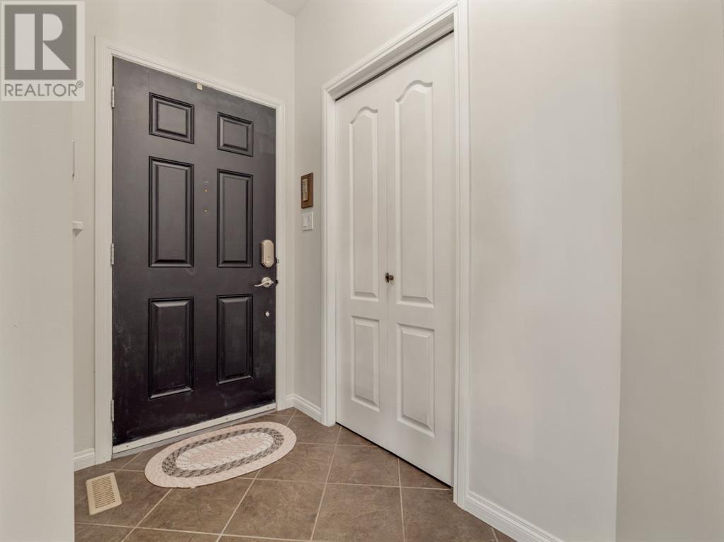 506 Gateway Crescent S, Lethbridge, Alberta  T1K 5C3 - Photo 5 - A2237864