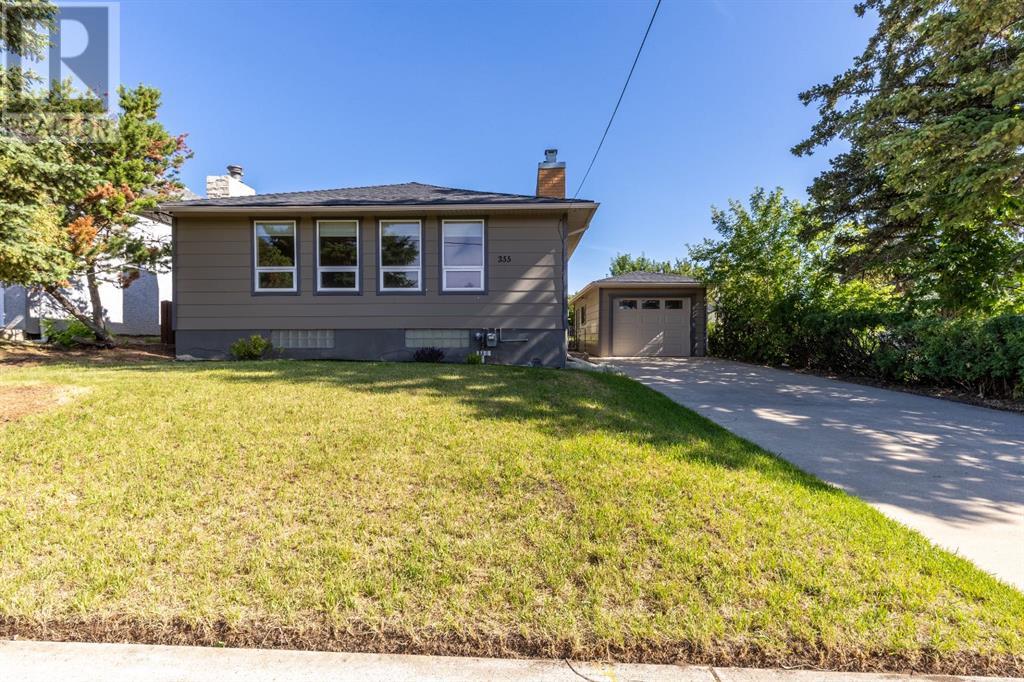 355 2 Avenue W, Cardston, Alberta