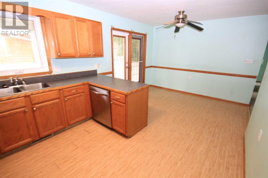 5410 39 Avenue, Taber, Alberta  T1G 1B9 - Photo 5 - A2239212