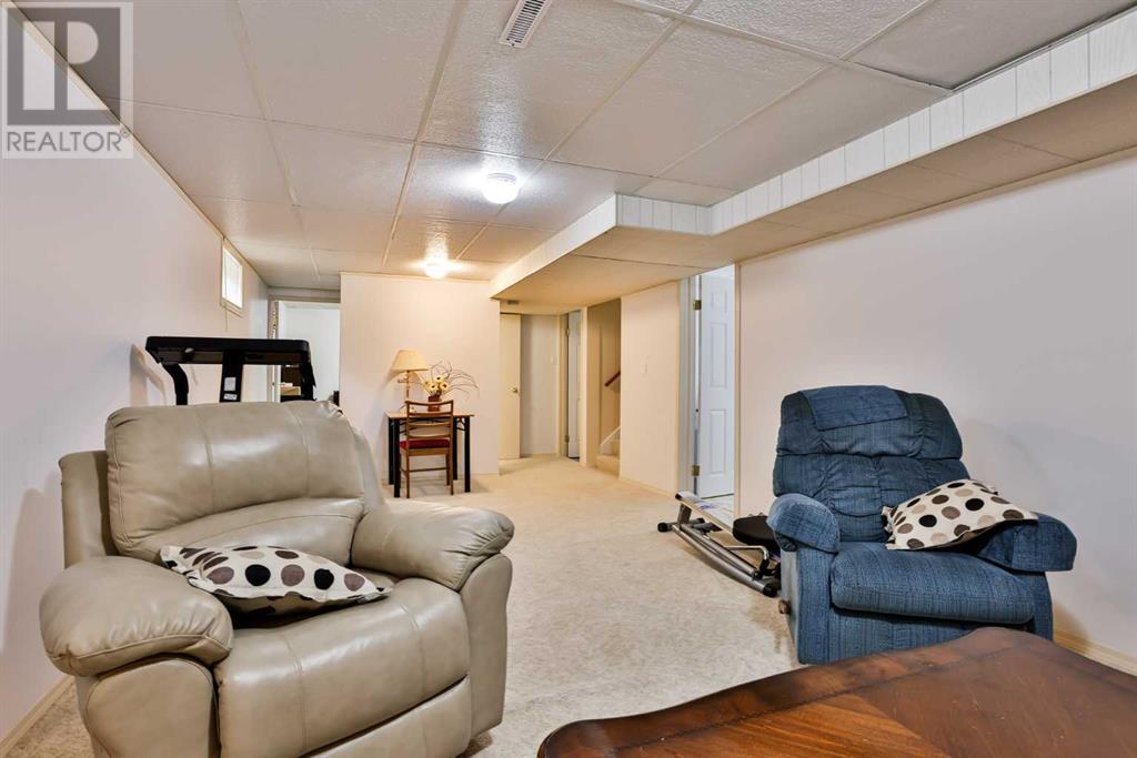 1014 8 Street S, Lethbridge, Alberta  T1K 1N8 - Photo 14 - A2229594