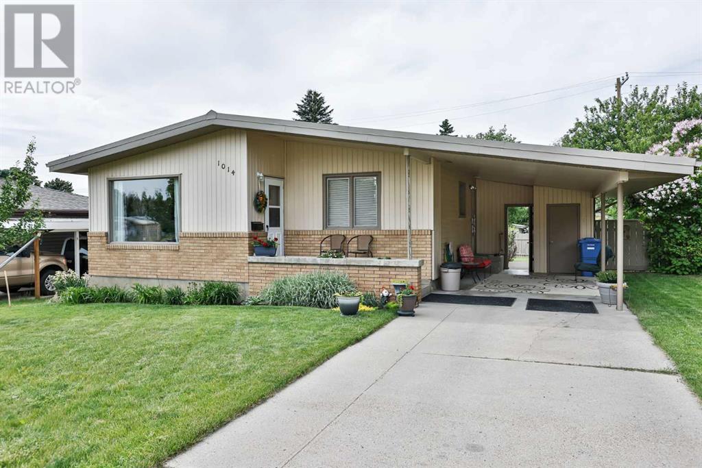 1014 8 Street S, Lethbridge, Alberta