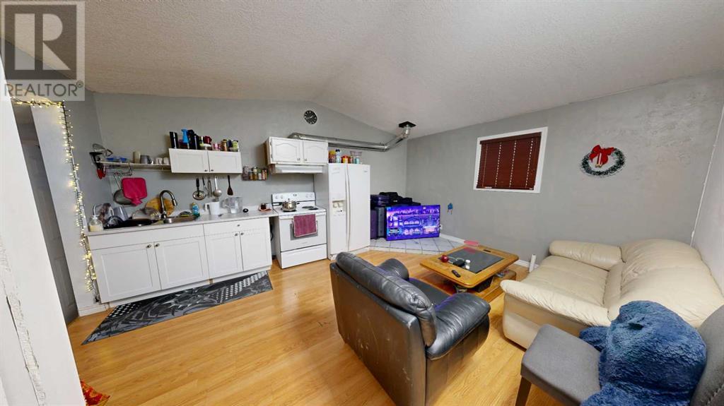 93 Mohawk Road W, Lethbridge, Alberta  T1K 5J5 - Photo 15 - A2234100