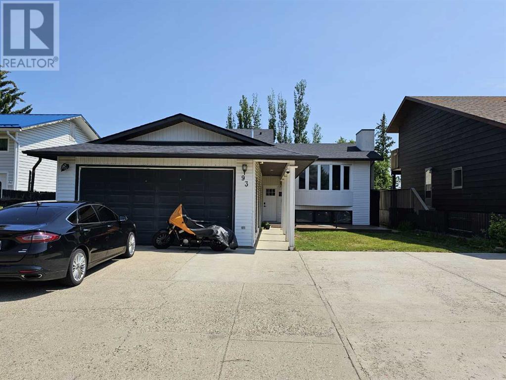 93 Mohawk Road W, Lethbridge, Alberta