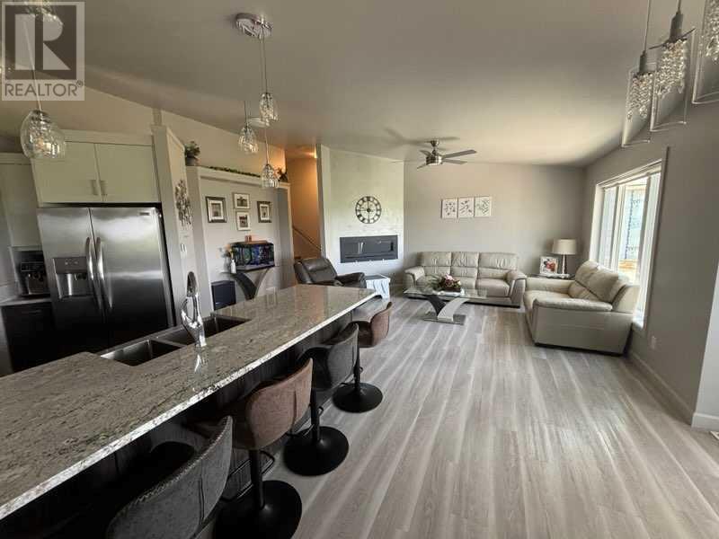336 9th Street, Picture Butte, Alberta  T0K 1V0 - Photo 4 - A2234093