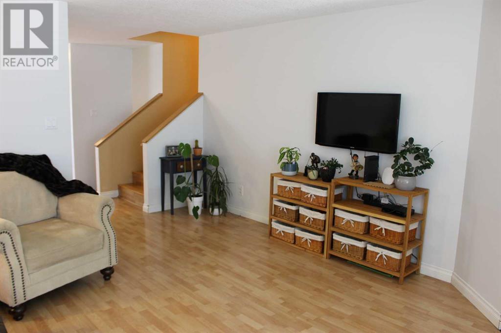 167 Mt Rundle Road W, Lethbridge, Alberta  T1K 7G1 - Photo 8 - A2237914