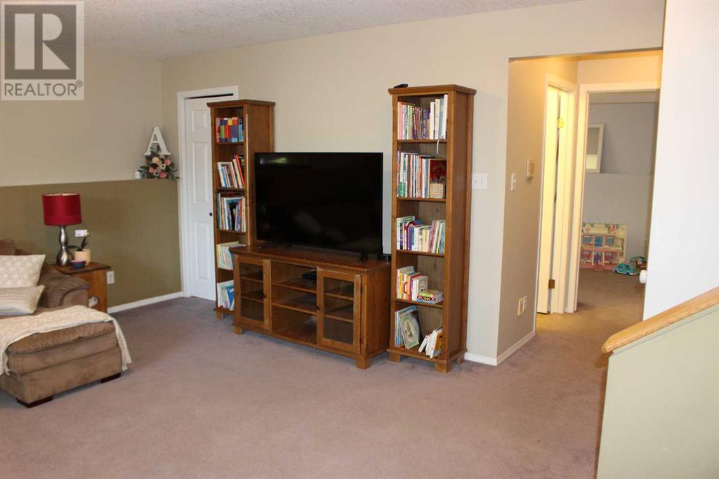 167 Mt Rundle Road W, Lethbridge, Alberta  T1K 7G1 - Photo 21 - A2237914