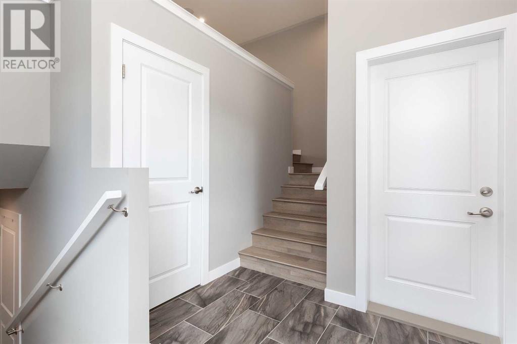 205 Lasalle Terrace W, Lethbridge, Alberta  T1J 5G9 - Photo 4 - A2239503