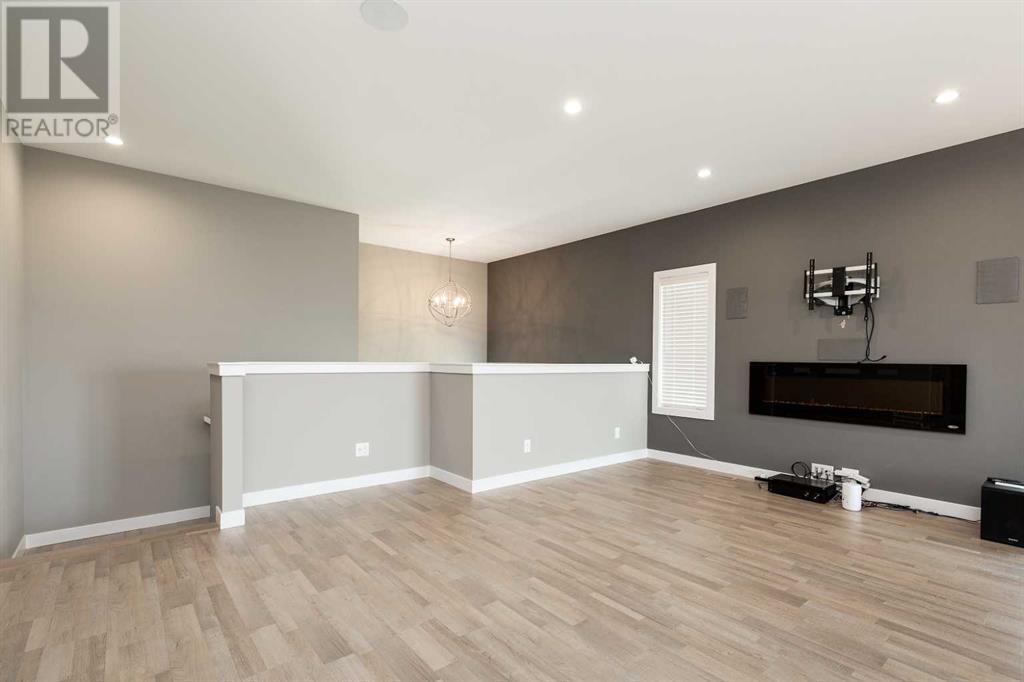205 Lasalle Terrace W, Lethbridge, Alberta  T1J 5G9 - Photo 5 - A2239503