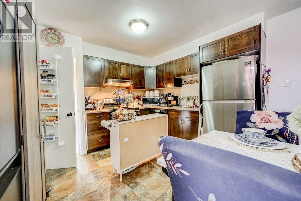 1019 10 Avenue N, Lethbridge, Alberta  T1H 1J9 - Photo 8 - A2238746