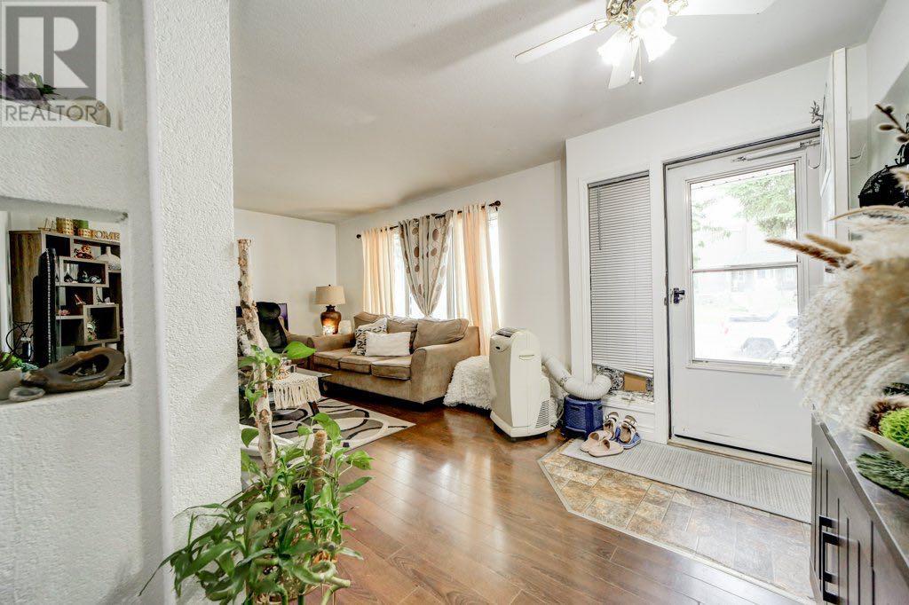 1019 10 Avenue N, Lethbridge, Alberta  T1H 1J9 - Photo 6 - A2238746