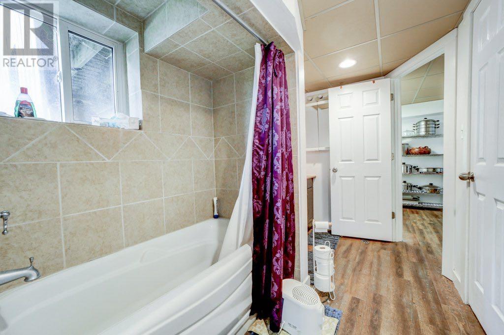 1019 10 Avenue N, Lethbridge, Alberta  T1H 1J9 - Photo 24 - A2238746
