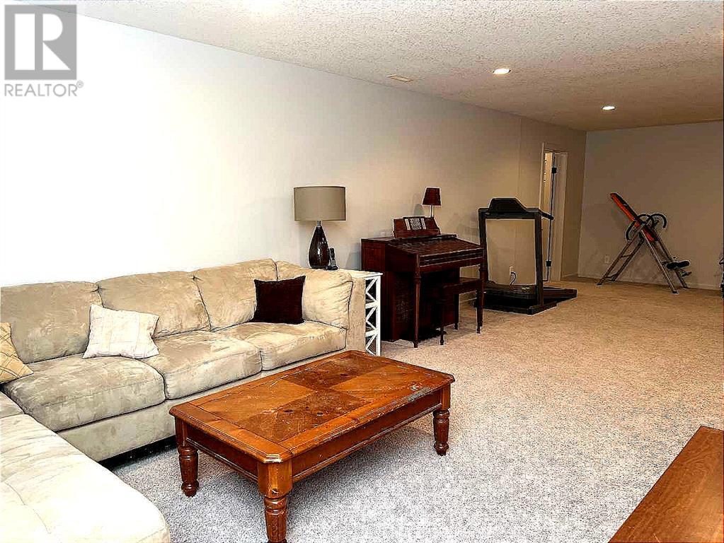 128 Grand River Boulevard W, Lethbridge, Alberta  T1K 8A4 - Photo 33 - A2239634