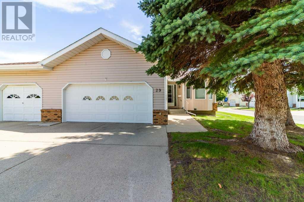 29, 135 Jerry Potts Boulevard W, Lethbridge, Alberta  T1K 6H2 - Photo 1 - A2239544