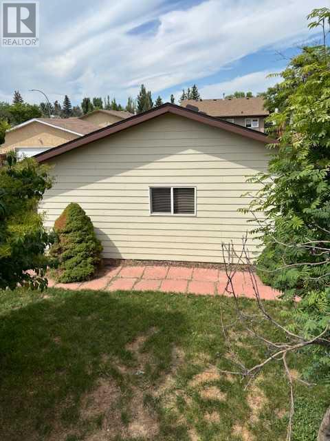 131 Beaverpond Court N, Lethbridge, Alberta  T1H 5Y8 - Photo 35 - A2234129