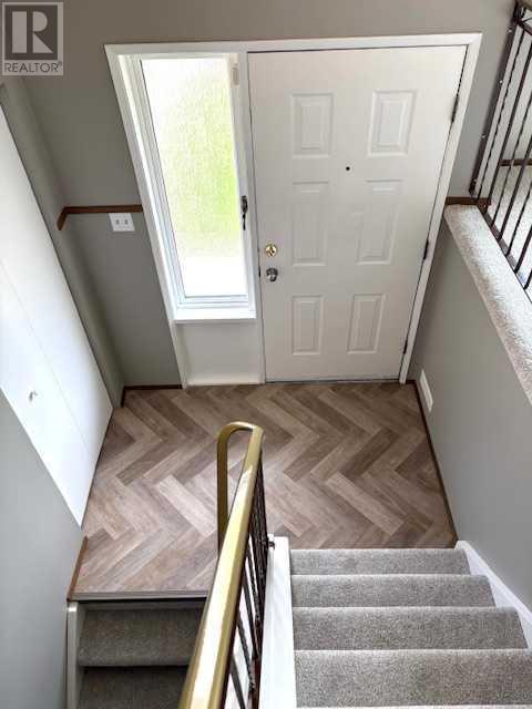 131 Beaverpond Court N, Lethbridge, Alberta  T1H 5Y8 - Photo 5 - A2234129