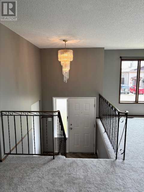131 Beaverpond Court N, Lethbridge, Alberta  T1H 5Y8 - Photo 8 - A2234129