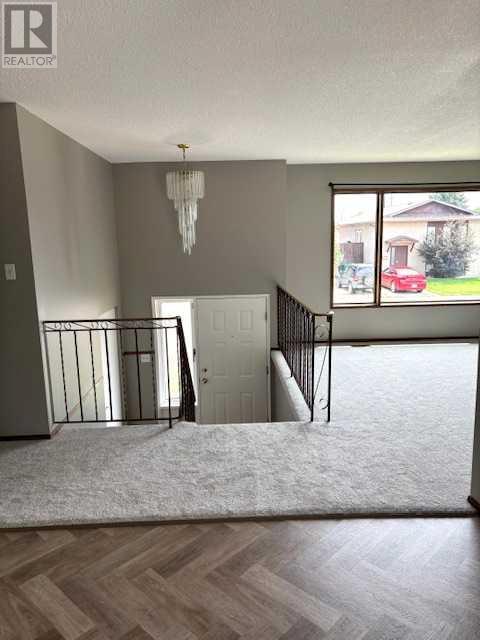 131 Beaverpond Court N, Lethbridge, Alberta  T1H 5Y8 - Photo 9 - A2234129