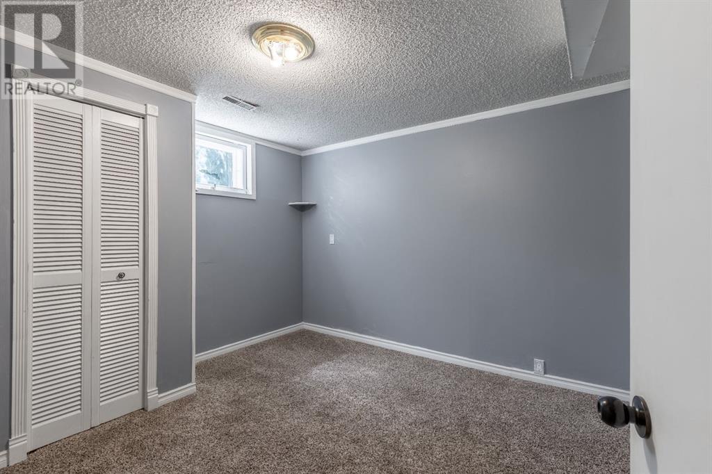 36 8 Avenue W, Cardston, Alberta  T0K 0K0 - Photo 18 - A2239635