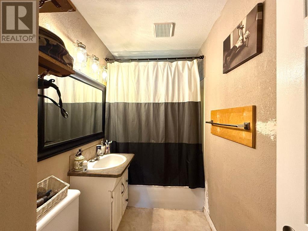 1007 29a Street S, Lethbridge, Alberta  T1K 2X8 - Photo 14 - A2239013