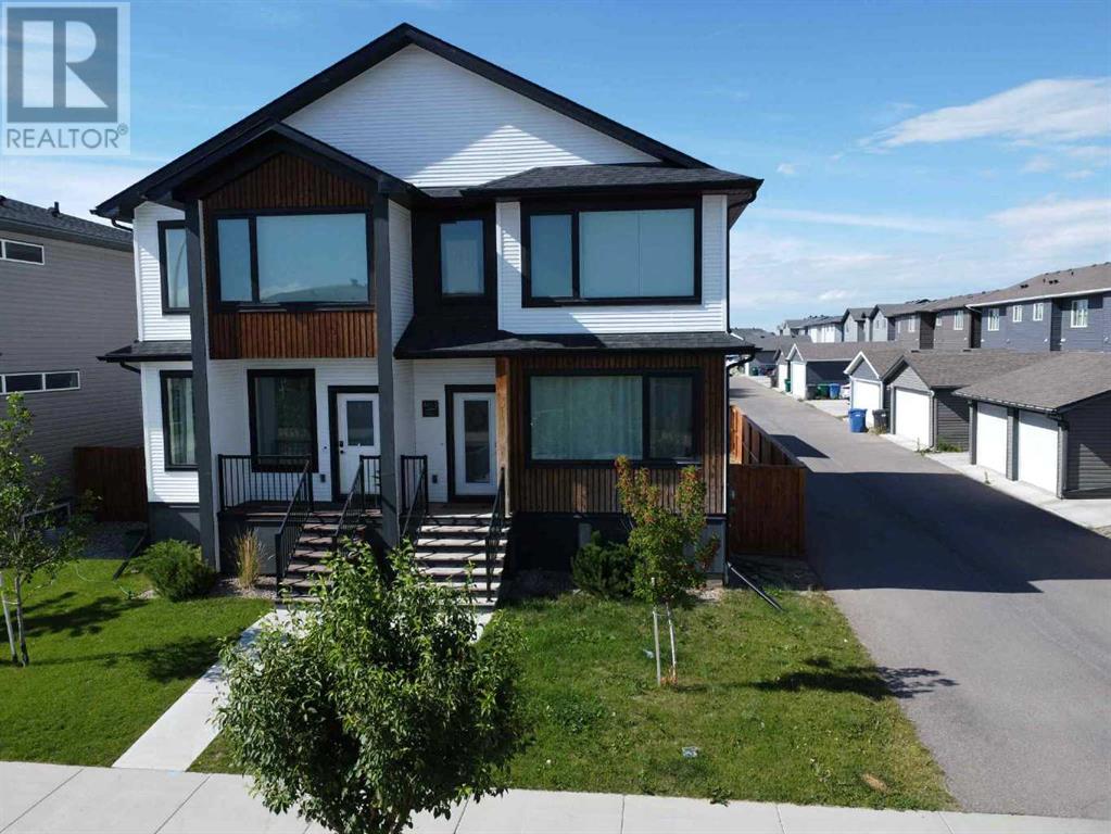 4615 Fairmont Gate S, Lethbridge, Alberta  T1K 8J7 - Photo 1 - A2239804