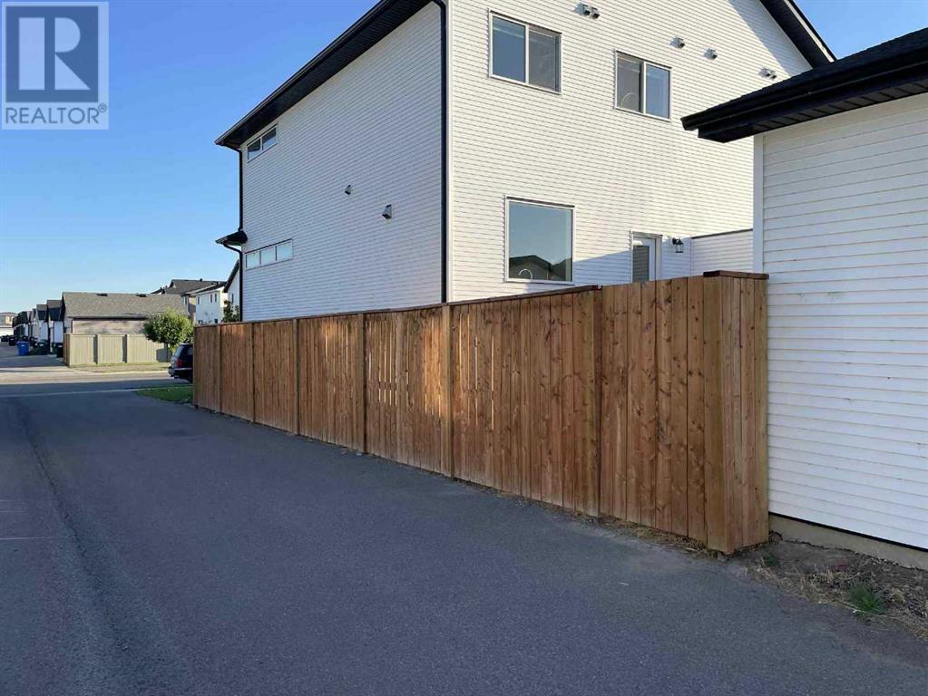 4615 Fairmont Gate S, Lethbridge, Alberta  T1K 8J7 - Photo 17 - A2239804