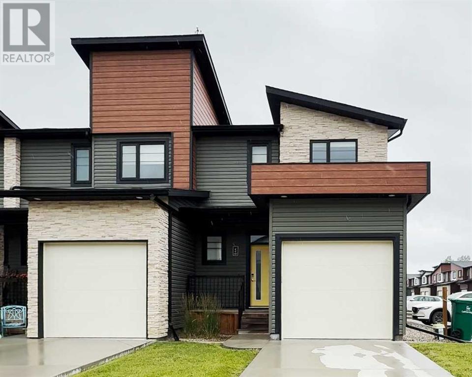 5, 482 Highlands Boulevard W, Lethbridge, Alberta