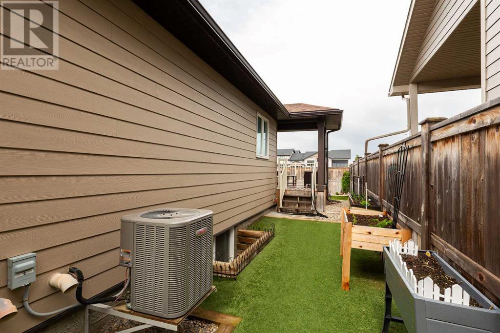 342 Sixmile Ridge S, Lethbridge, Alberta  T1K 5W8 - Photo 35 - A2228185