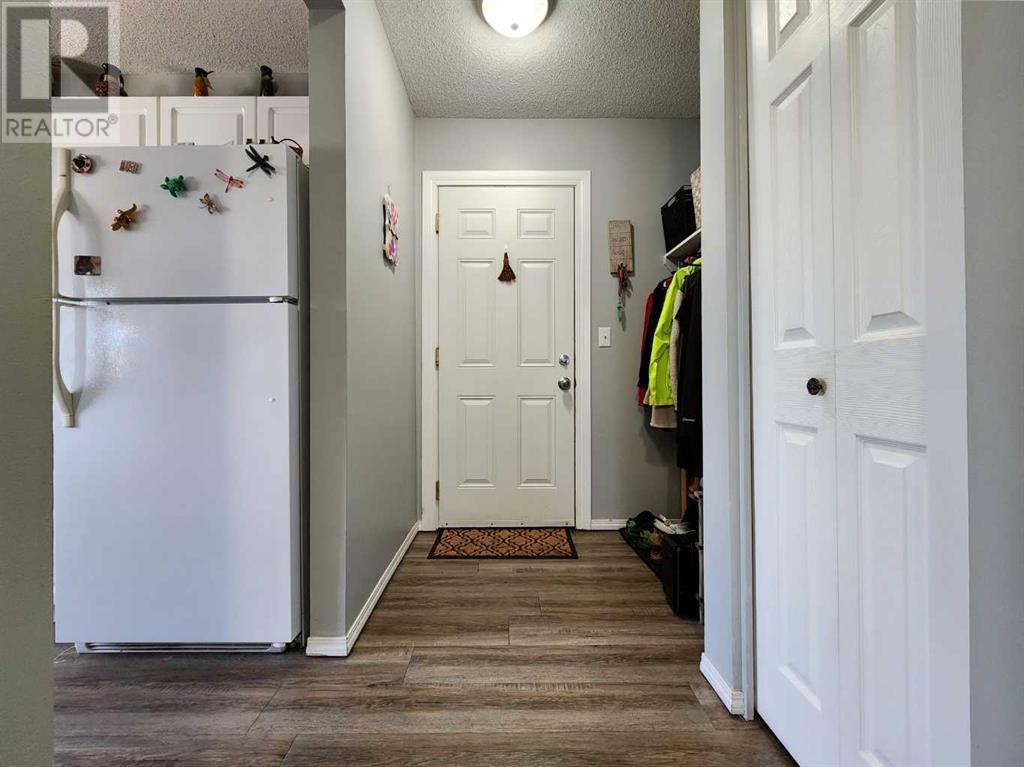 7, 1739 St Edward Boulevard N, Lethbridge, Alberta  T1H 1X2 - Photo 3 - A2225588