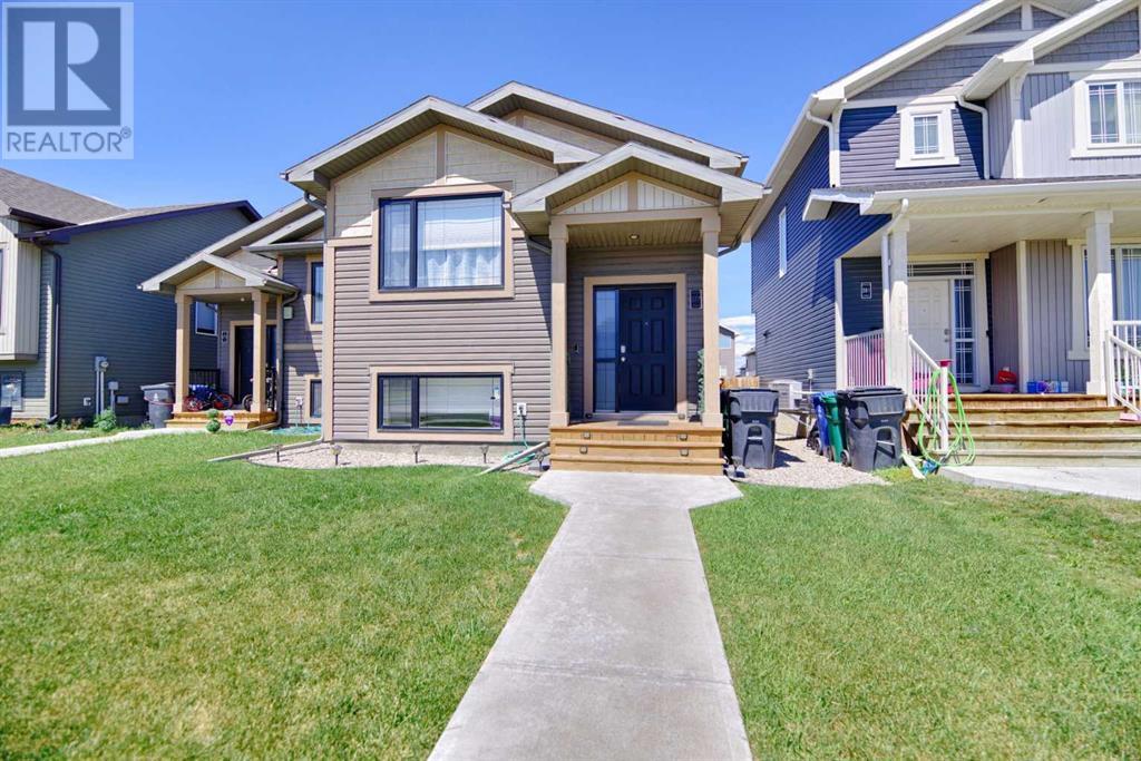 577 Blackwolf Boulevard N, Lethbridge, Alberta