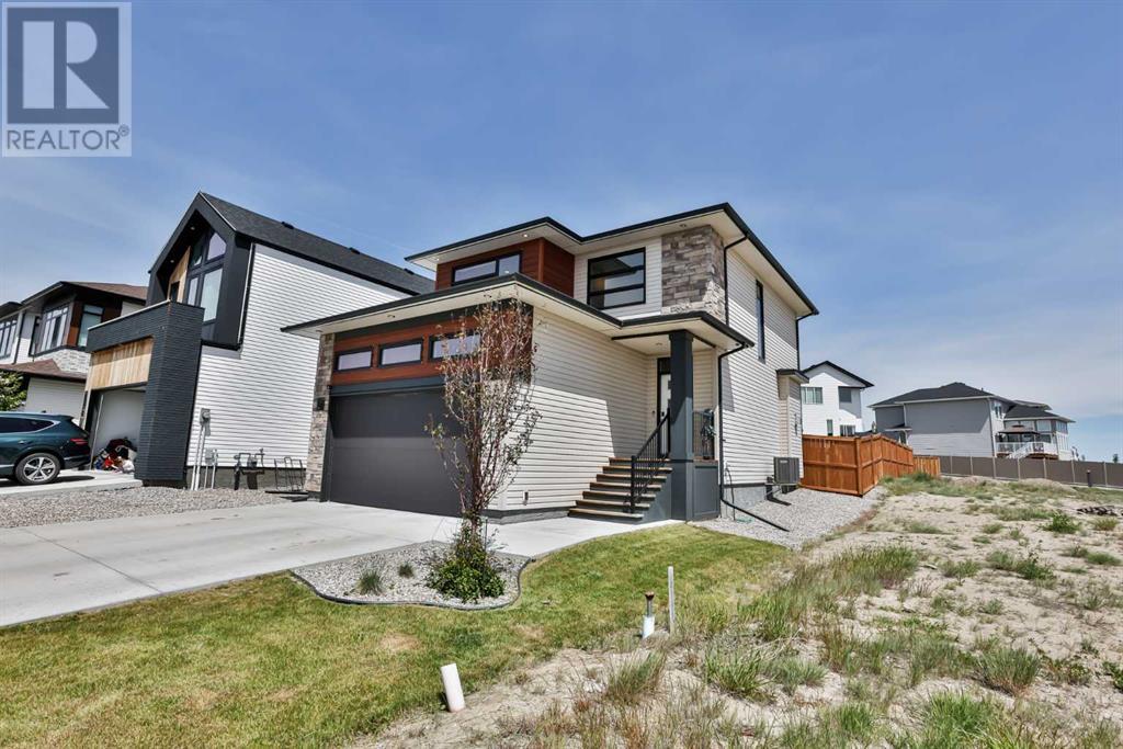 1473 Coalbanks Boulevard W, Lethbridge, Alberta  T1J 5L5 - Photo 2 - A2212349